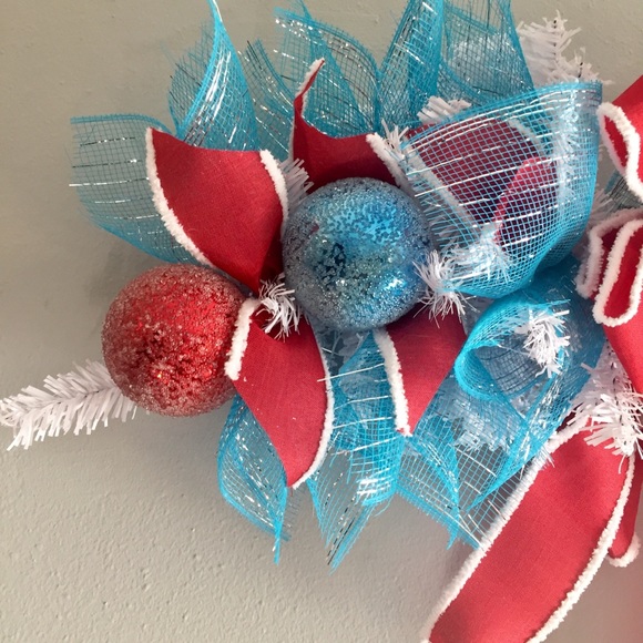 Christmas wreath and centerpiece 🎄 - Picture 3 of 5